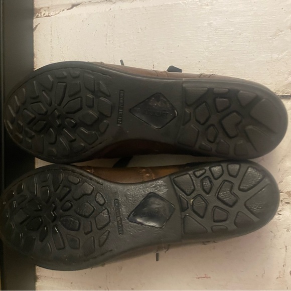 Born Sz 7 Classic Brown Leather Shoes - Picture 6 of 8